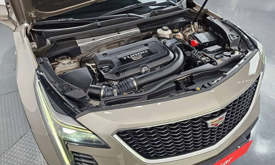 Cadillac XT4 2023 из KR, фото 10