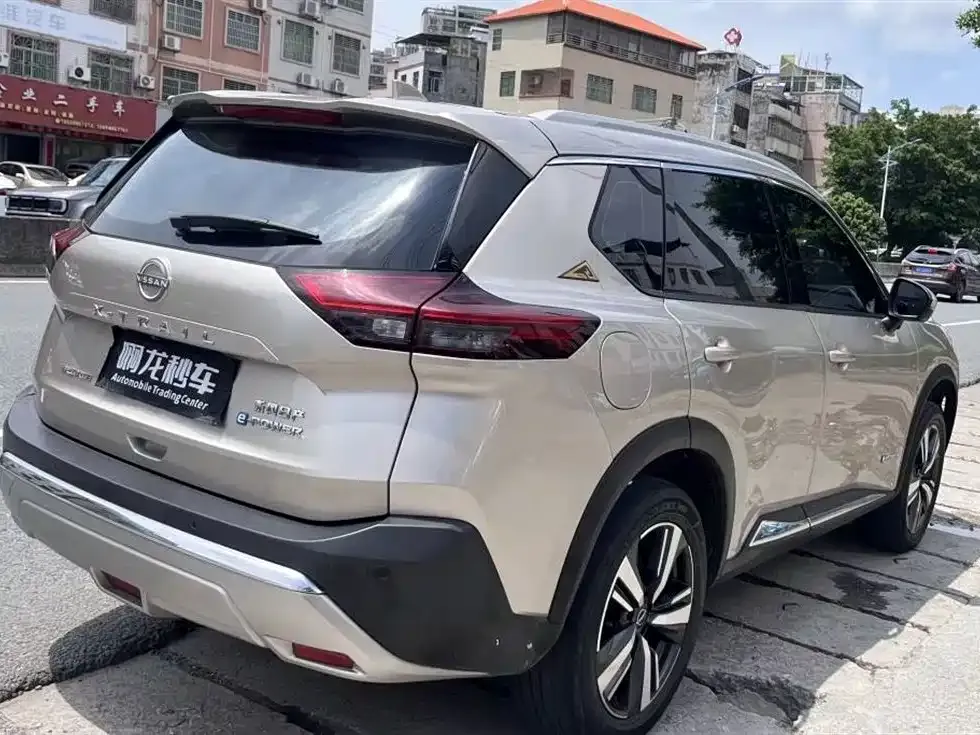 Nissan X-Trail — фото 4