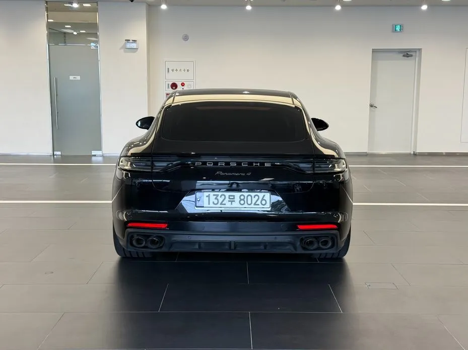 Porsche Panamera 2023 из KR, фото 4