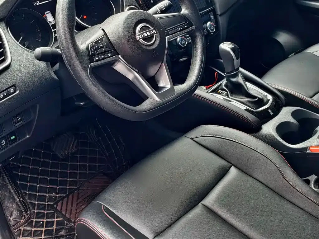 Nissan Qashqai — фото 4