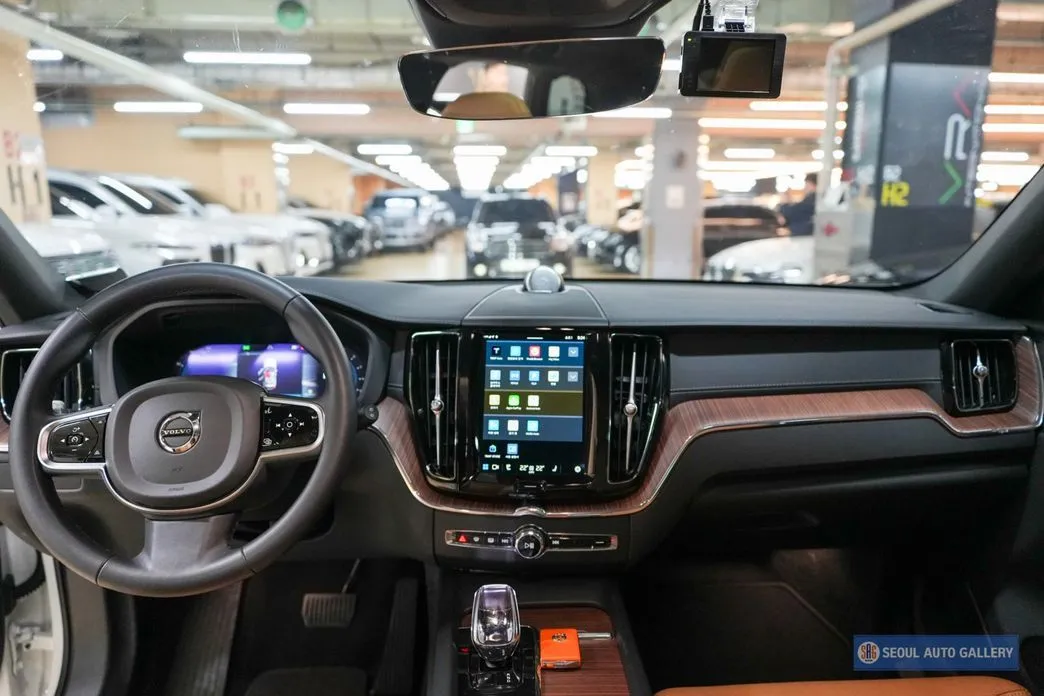 Volvo XC60 2024 из KR, фото 10