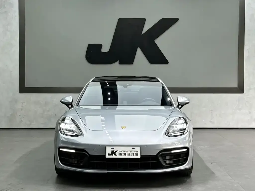 Porsche Panamera — фото 4