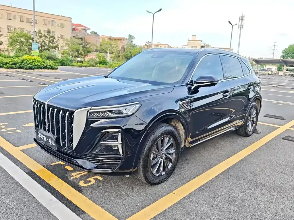 Hongqi HS5