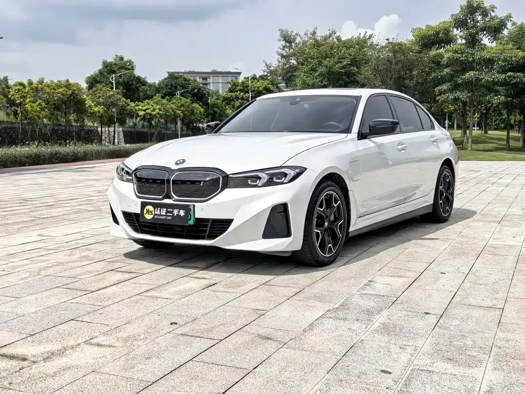 BMW i3 — фото 1