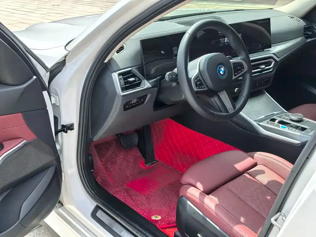 BMW i3 — фото 5