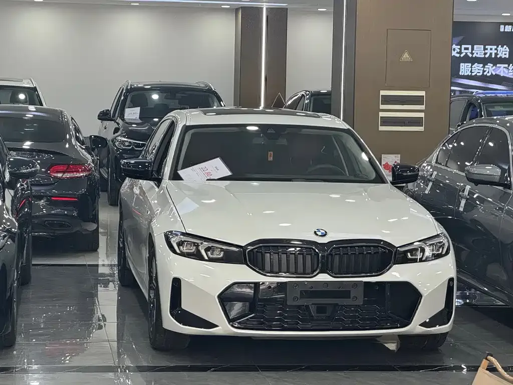 BMW 3 Series — фото 1