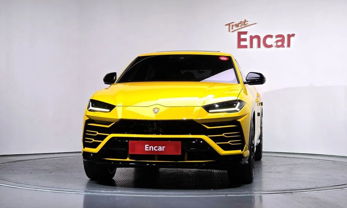 Lamborghini Urus 2021 из KR, фото 2