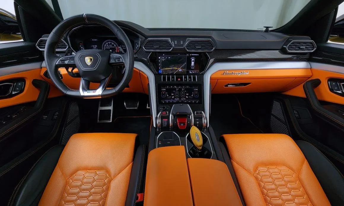 Lamborghini Urus 2021 из KR, фото 6