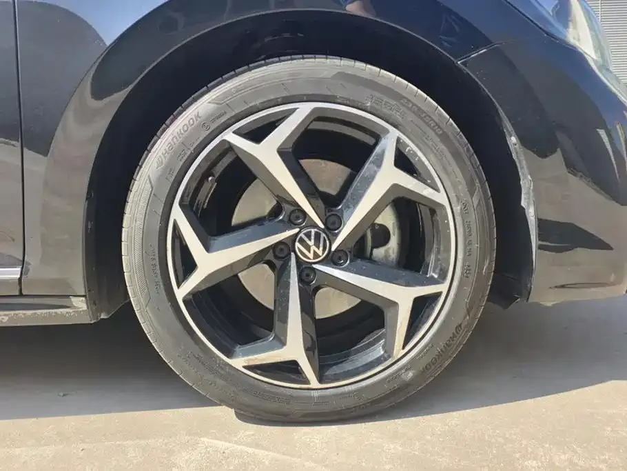 Volkswagen Passat — фото 4