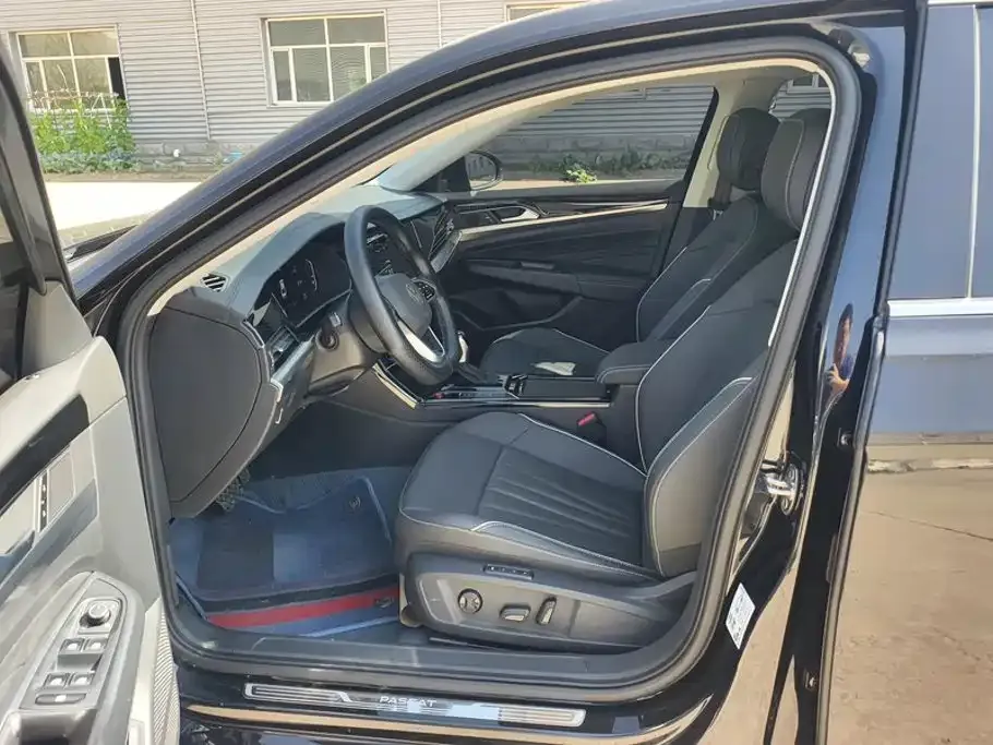 Volkswagen Passat — фото 7