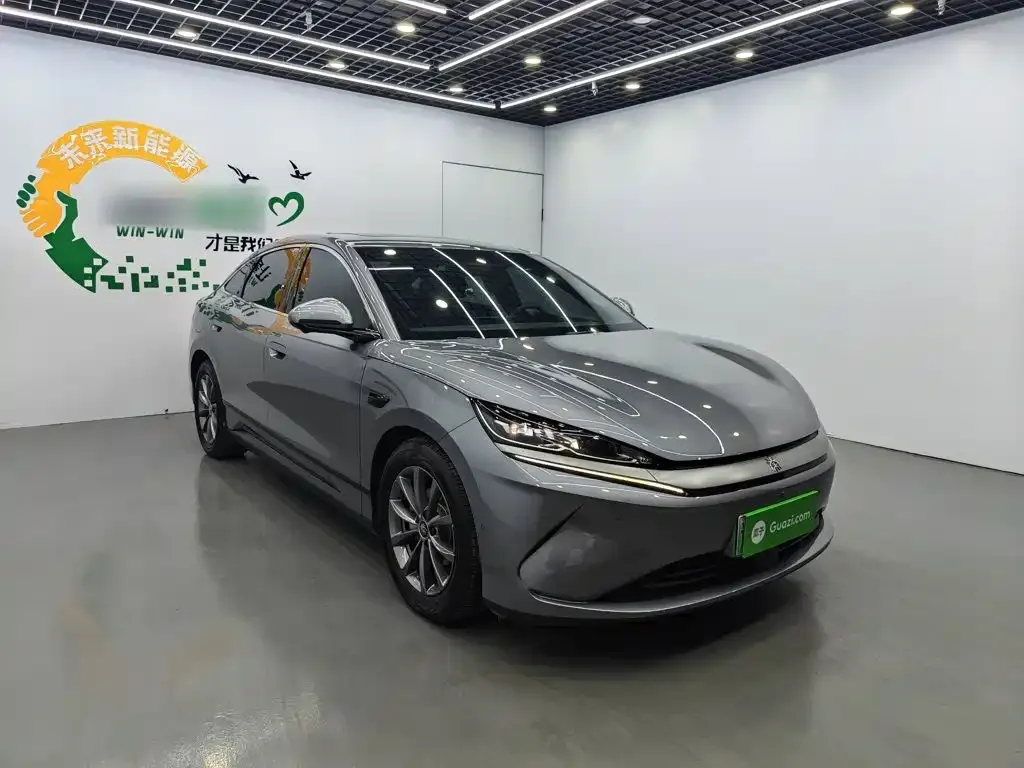 BYD Qin L — фото 10