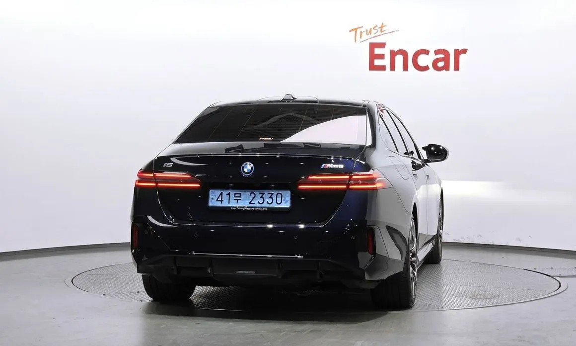 BMW i5 — фото 7