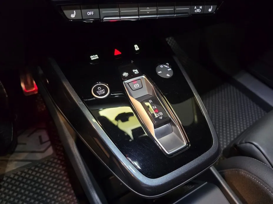 Audi Q4 e-tron 2023 из KR, фото 6