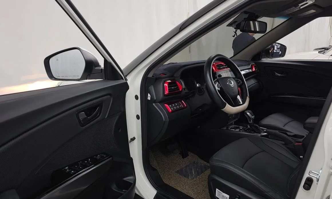 KG Mobility (Ssangyong) TIBOLI 2025 из KR, фото 10