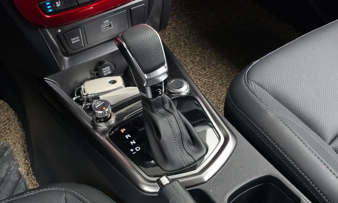 KG Mobility (Ssangyong) TIBOLI 2025 из KR, фото 2