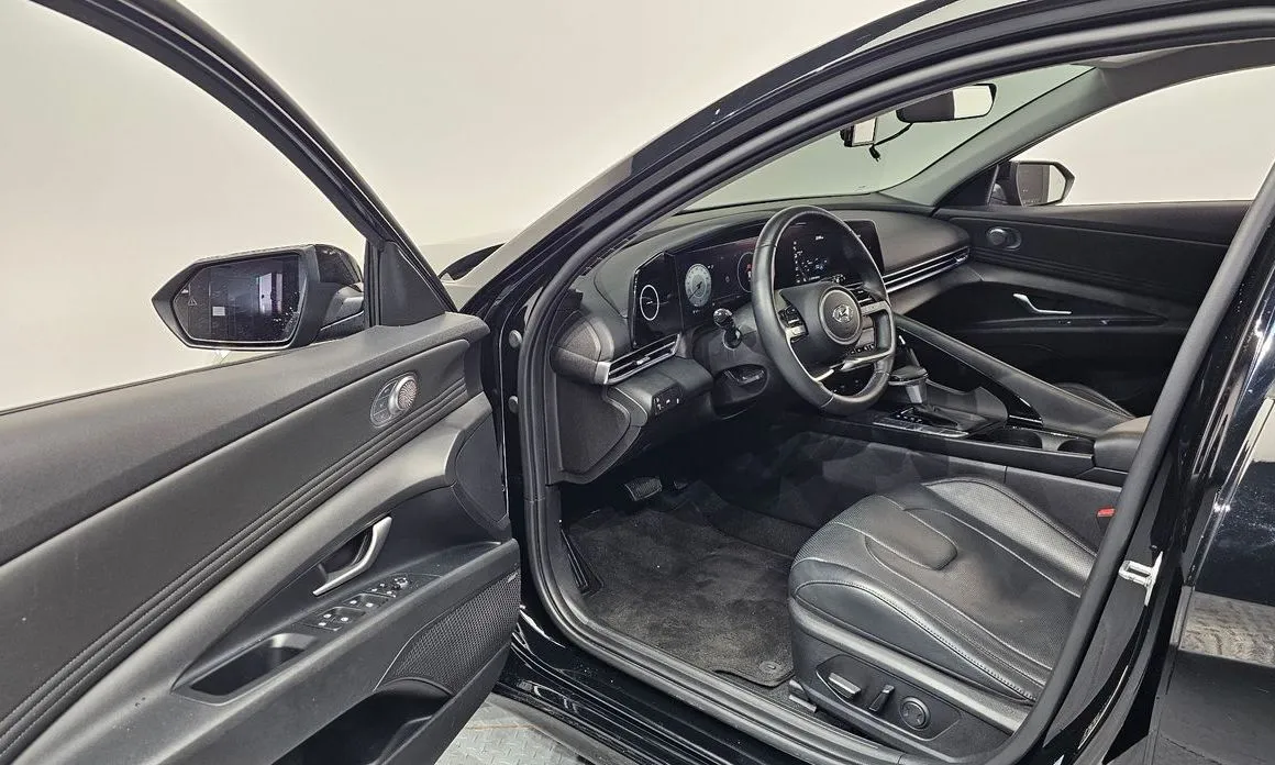 Hyundai AVANTE — фото 6