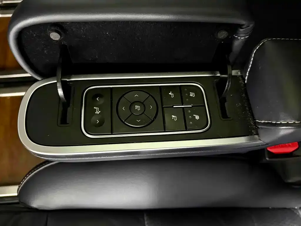 GAC Motor Trumpchi M8 — фото 3