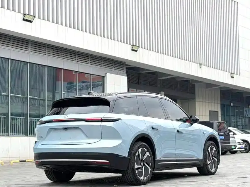 NIO ES6 — фото 8