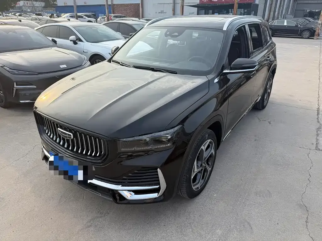 Geely Xingyue L — фото 1