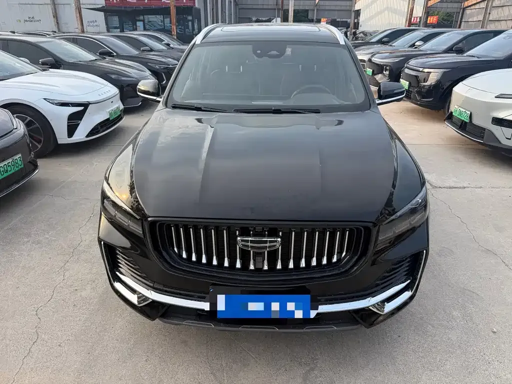 Geely Xingyue L — фото 9