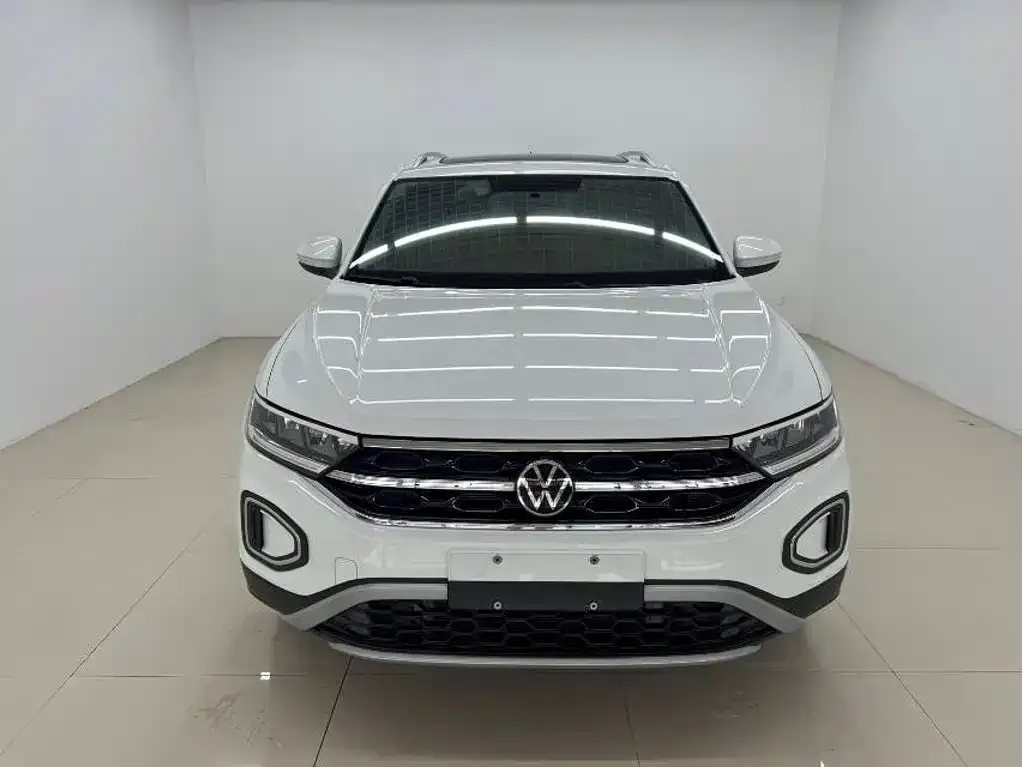 Volkswagen T-Roc — фото 2