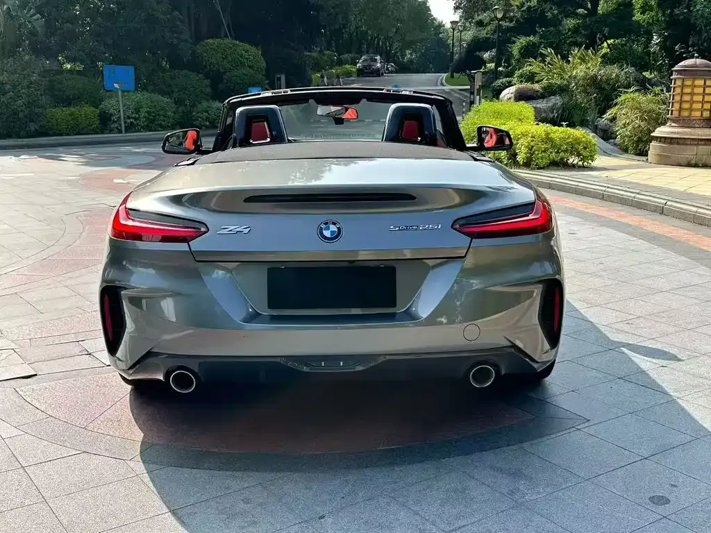 BMW Z4 — фото 5
