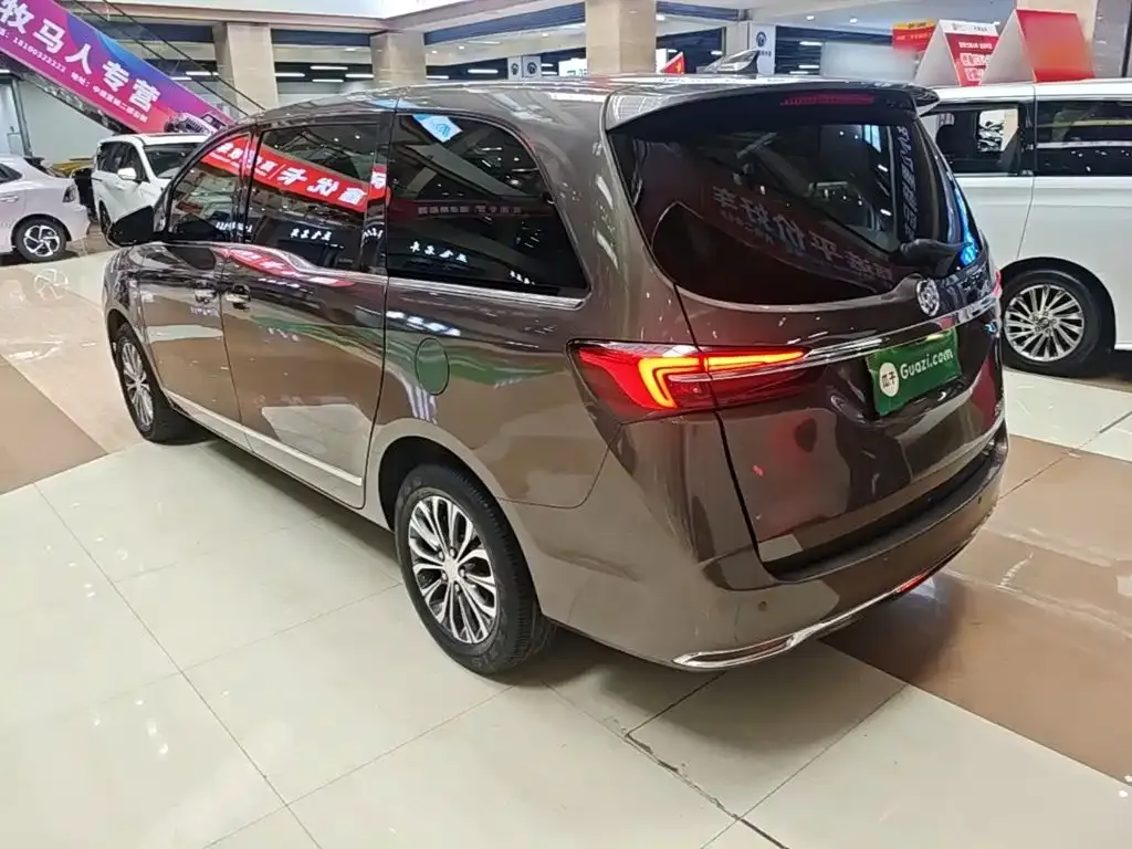 Buick GL8 2022 из CN, фото 8