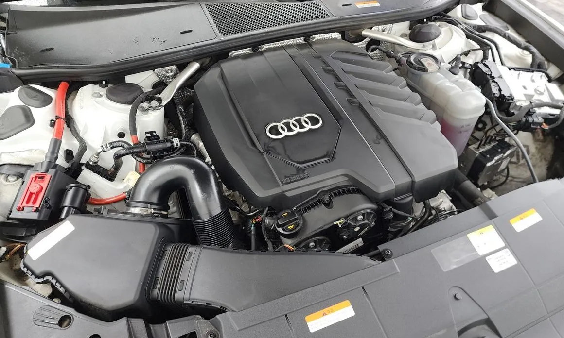 Audi A6 — фото 10