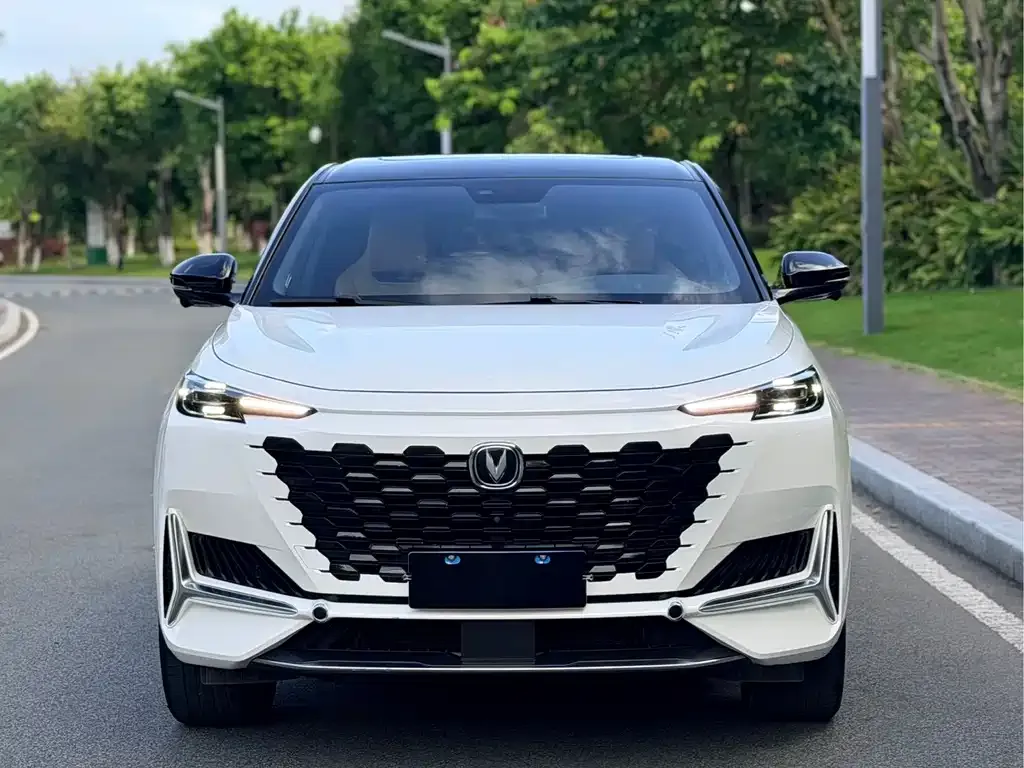 Changan UNI-K 2022 из CN, фото 2