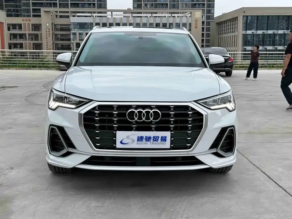 Audi Q3 — фото 2