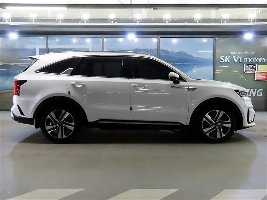 Kia Sorento — фото 5