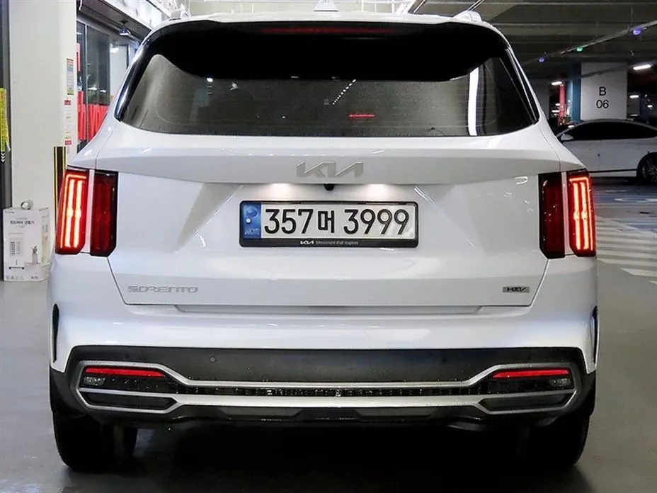 Kia Sorento — фото 6