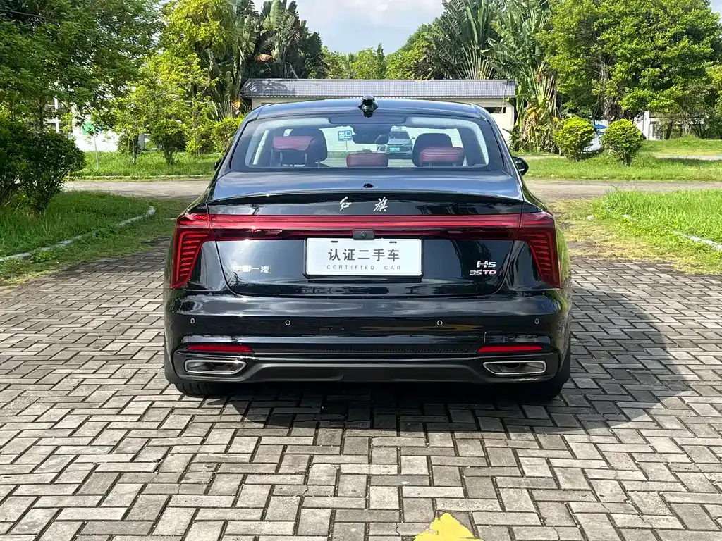 Hongqi H5 — фото 8