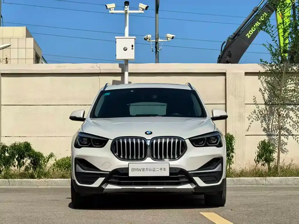 BMW X1 — фото 10
