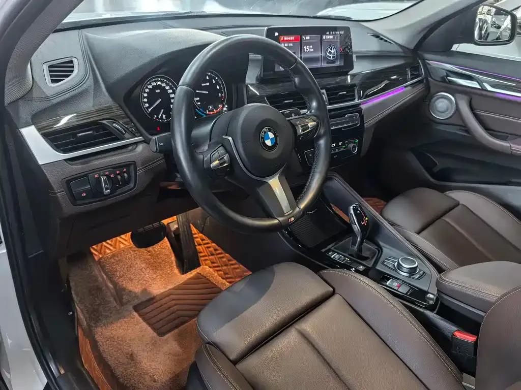 BMW X1 — фото 9
