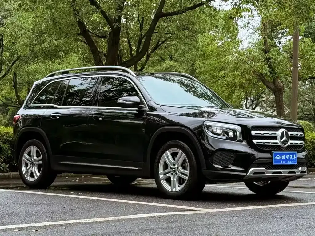 Mercedes-Benz GLB — фото 5