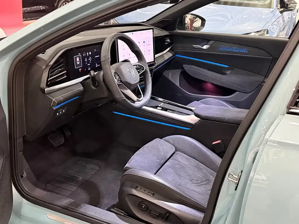 Volkswagen Passat — фото 8
