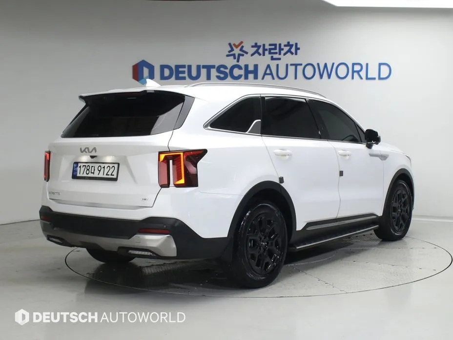 Kia Sorento — фото 10