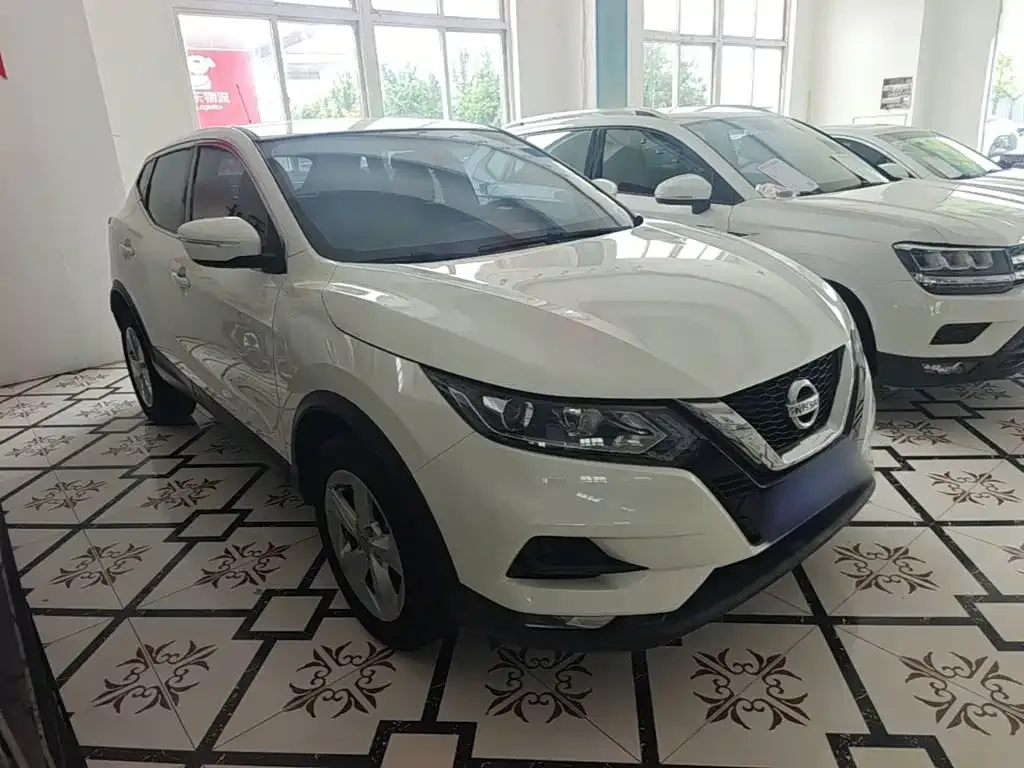 Nissan Qashqai — фото 3