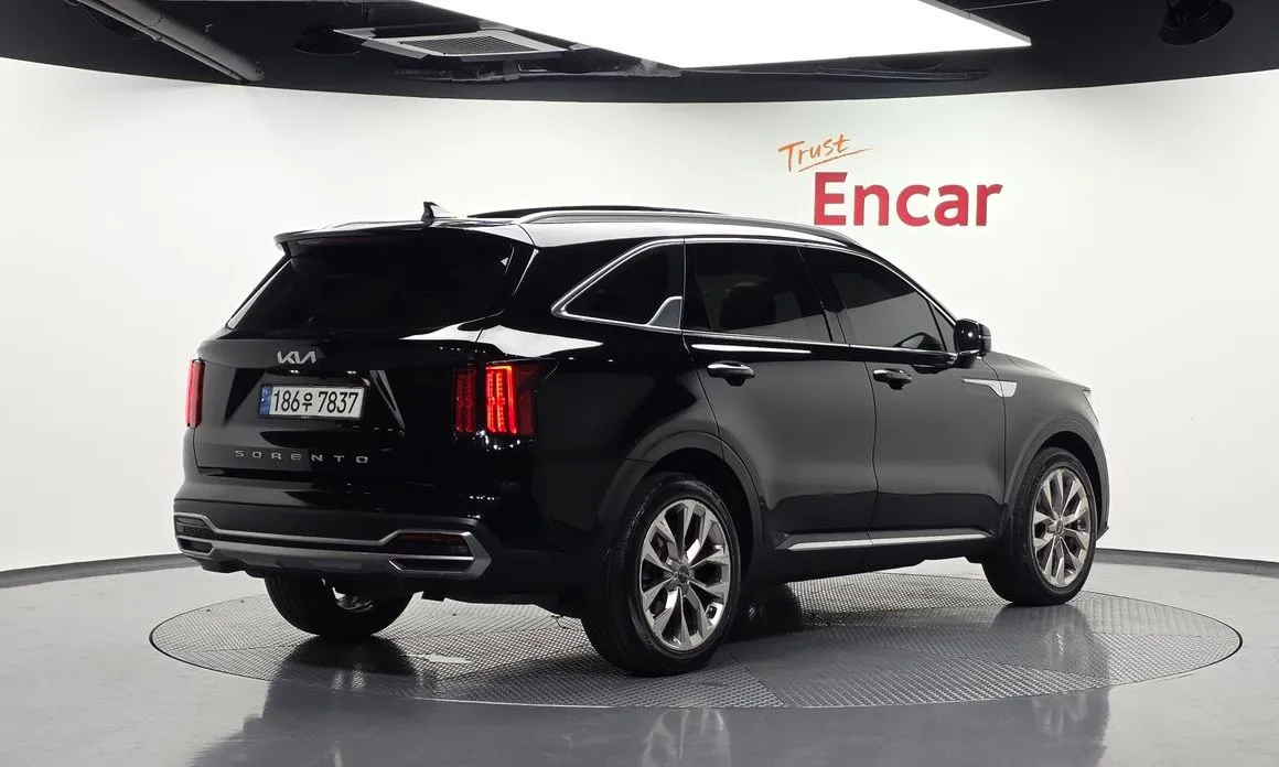 Kia Sorento — фото 3