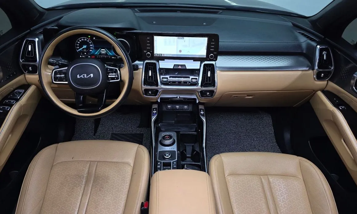 Kia Sorento — фото 10