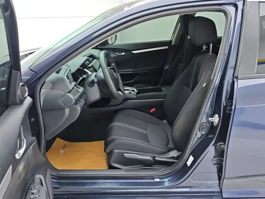 Honda Civic — фото 9