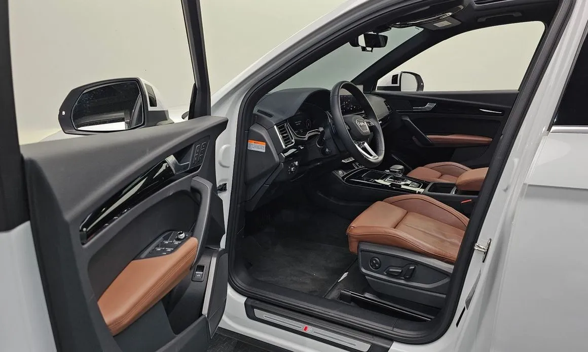 Audi Q5 2021 из KR, фото 9