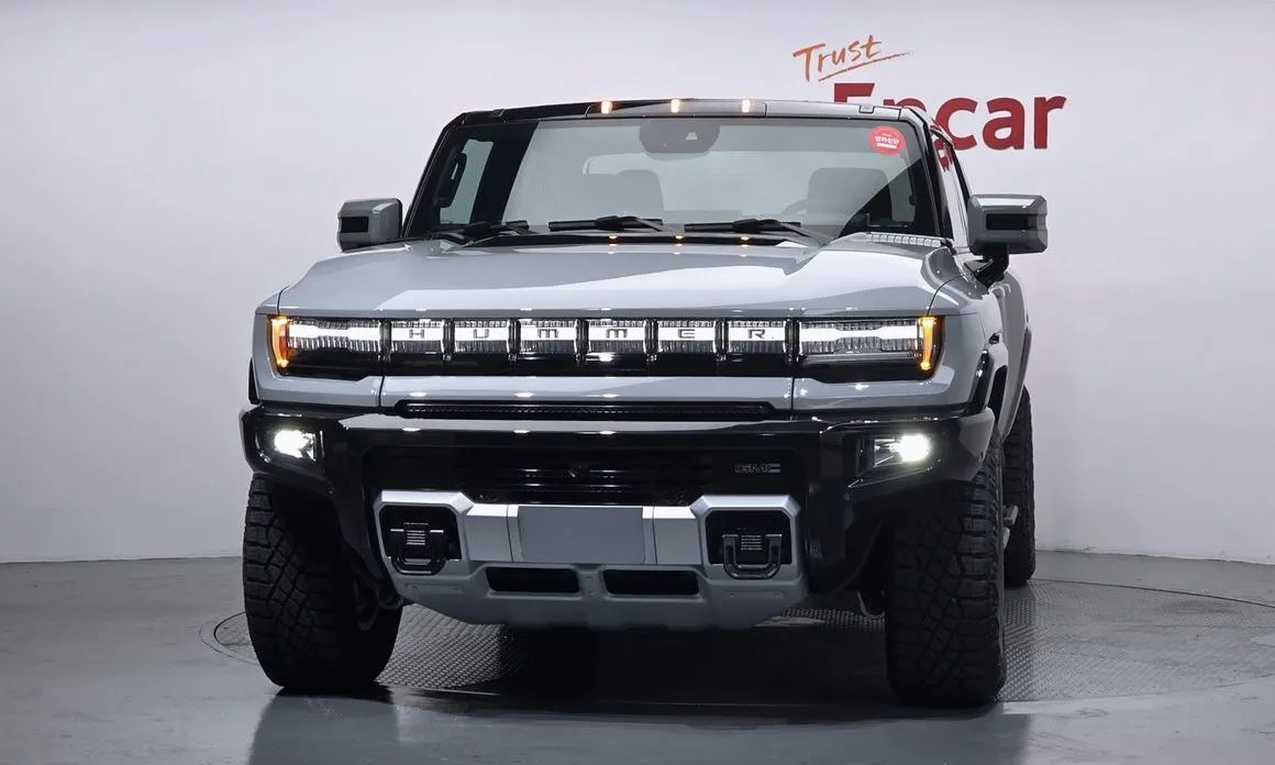 GMC Hummer EV — фото 8