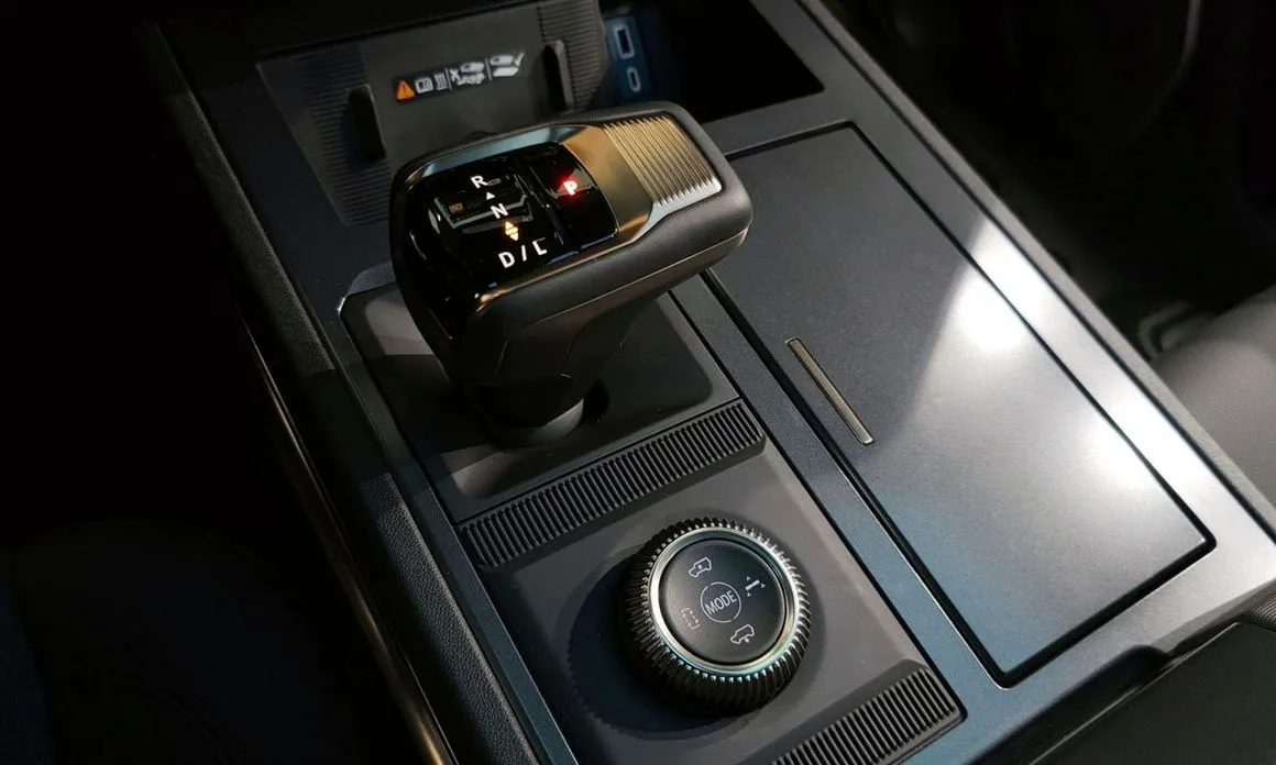 GMC Hummer EV — фото 9