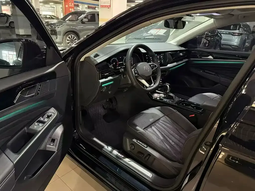 Volkswagen Passat — фото 8