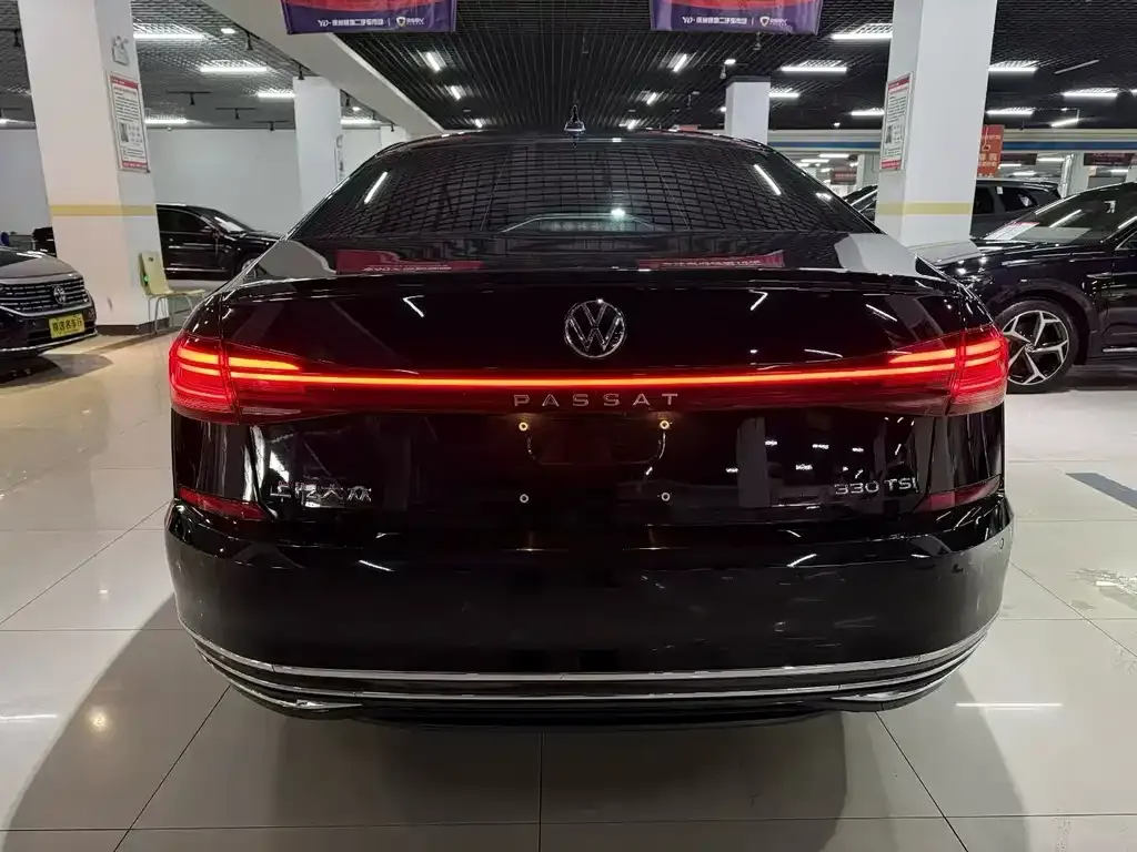 Volkswagen Passat — фото 2