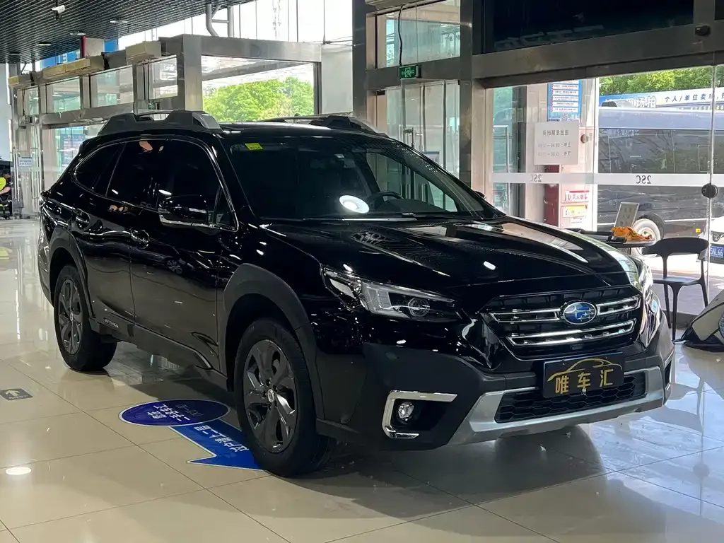 Subaru Outback — фото 6