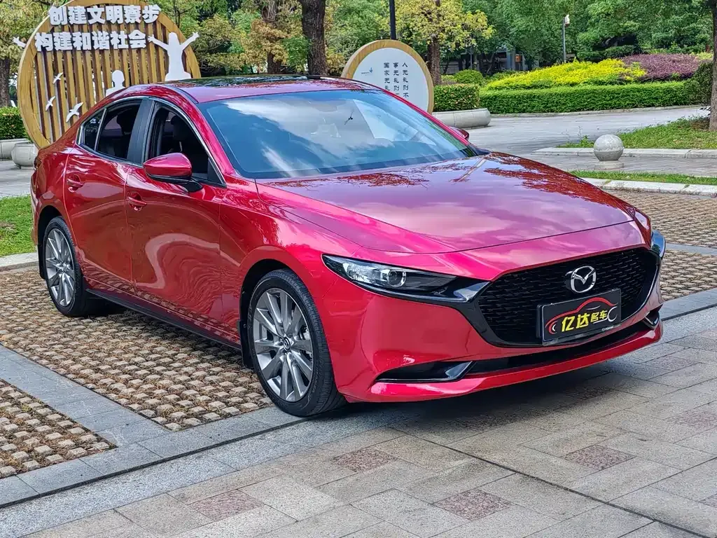 Mazda 3 Axela — фото 10