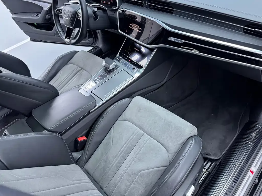 Audi A6L — фото 3